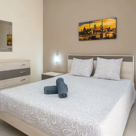 Flat In Few Min From The Sea!!!! Apartment Gzira