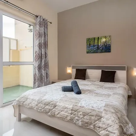 Flat In Few Min From The Sea!!!! Gzira